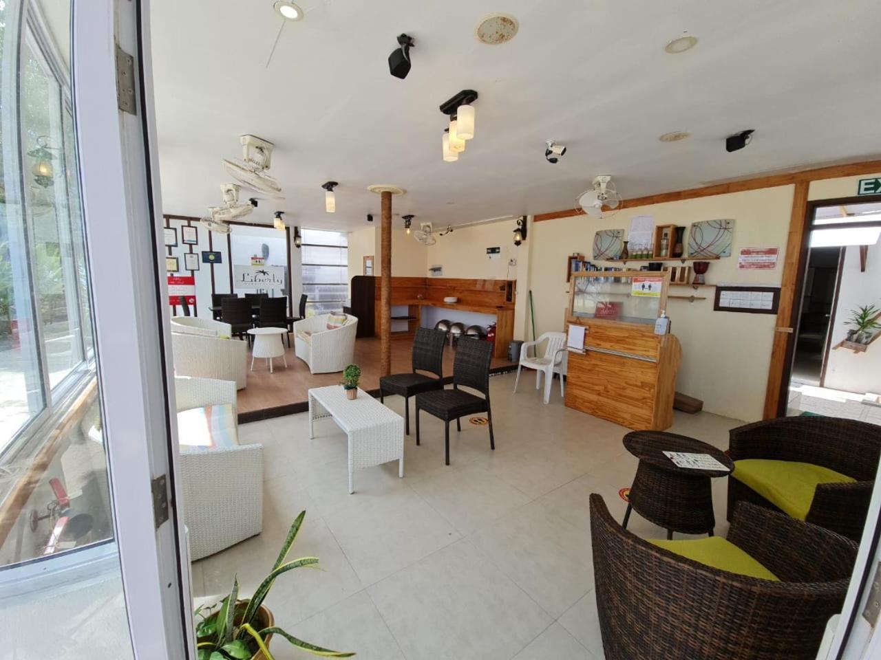 Liberty Guesthouse Maldives Mahibadhoo Ngoại thất bức ảnh