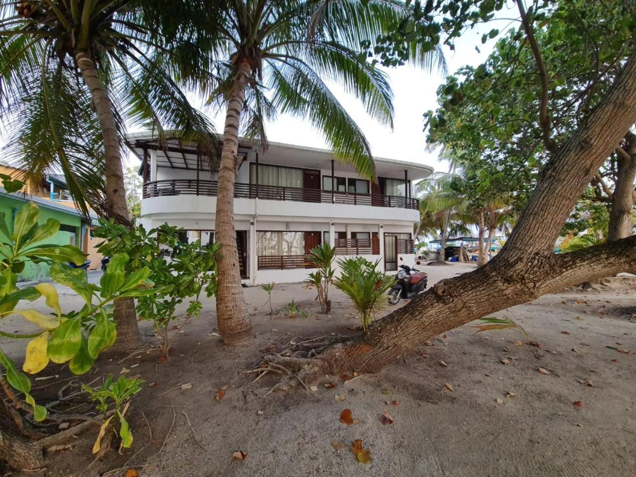 Liberty Guesthouse Maldives Mahibadhoo Ngoại thất bức ảnh