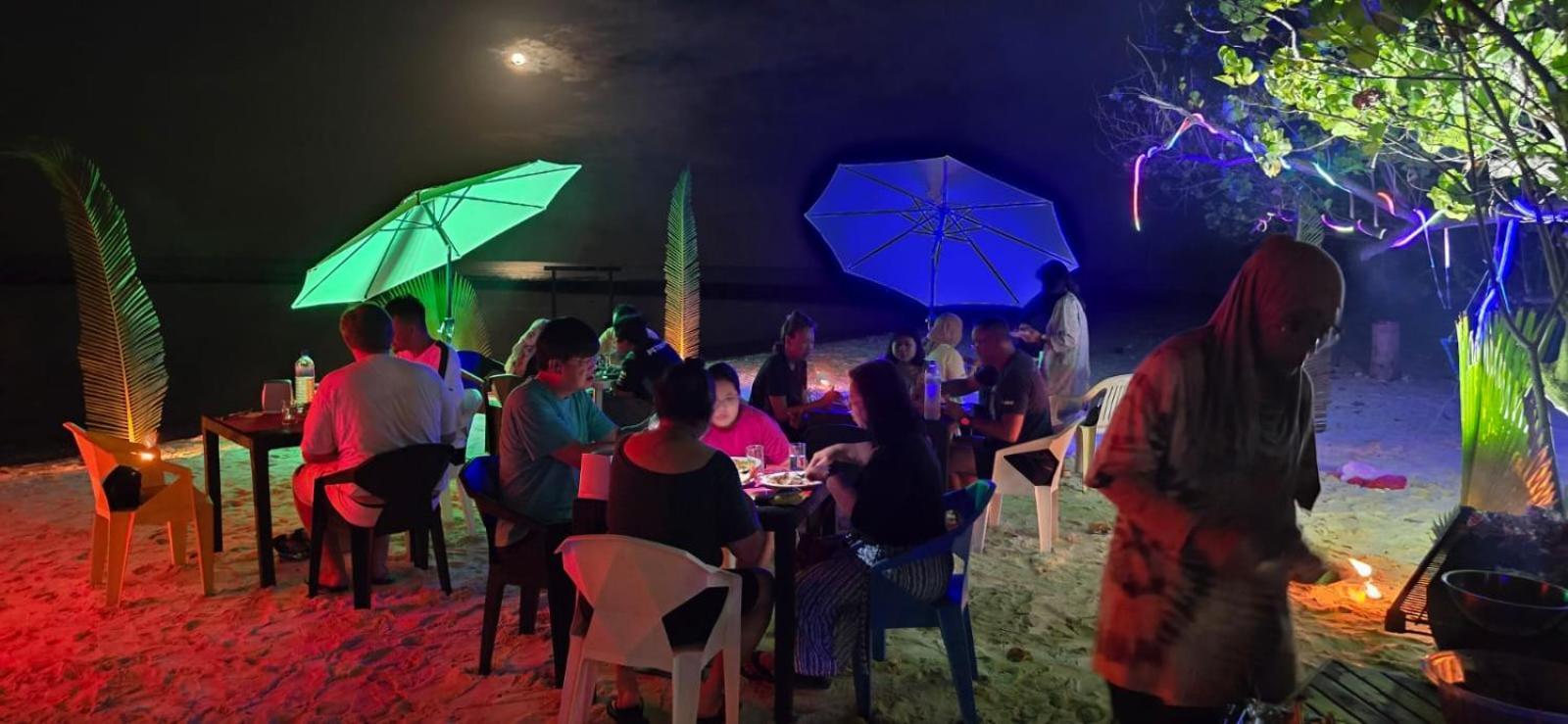 Liberty Guesthouse Maldives Mahibadhoo Ngoại thất bức ảnh